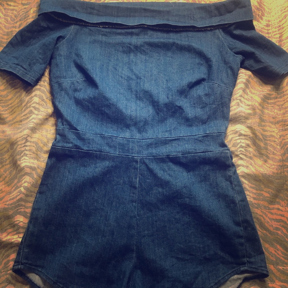 Jean Romper, Never worn